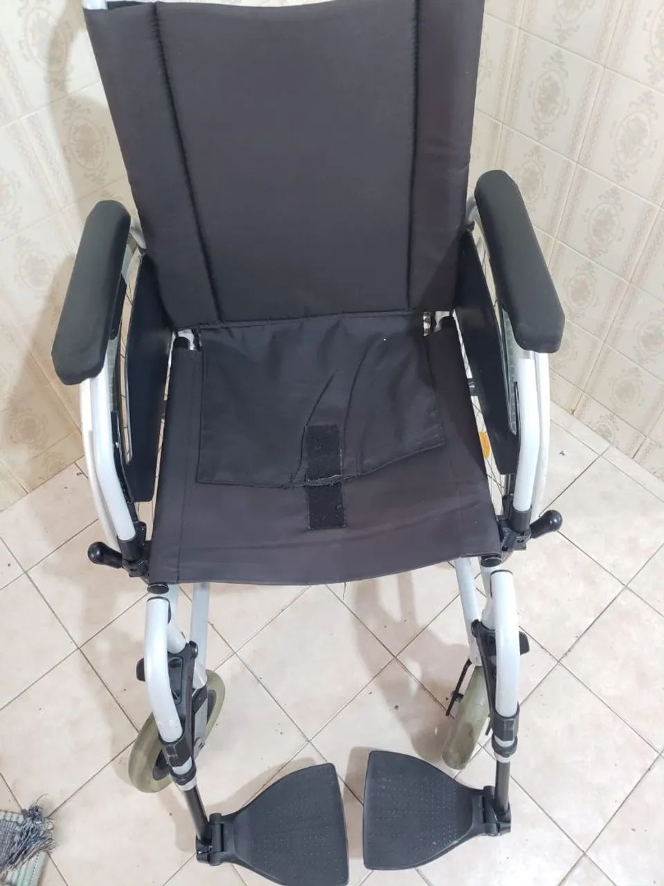 Cadeira de Rodas Dobrável ottobock M1-43 - Foto 4