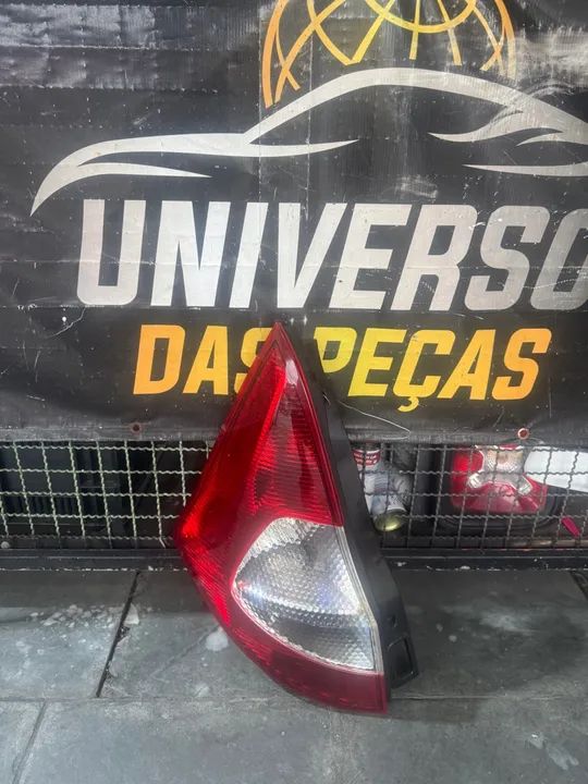 Lanterna Esquerda Jac J6