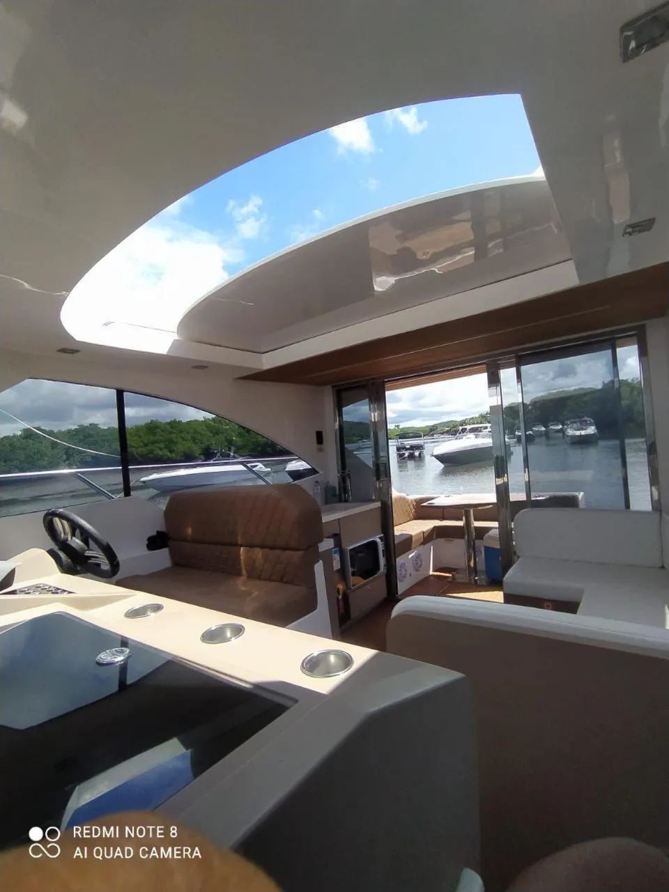 Lancha royal mariner 40 pés ano 2022 praticamente zero 179h de uso  - Foto 2