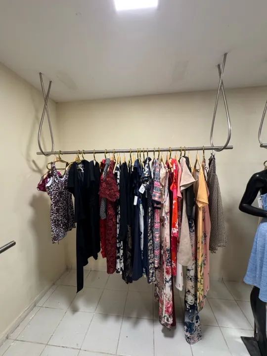 Araras de alumínio para lojas de roupas 