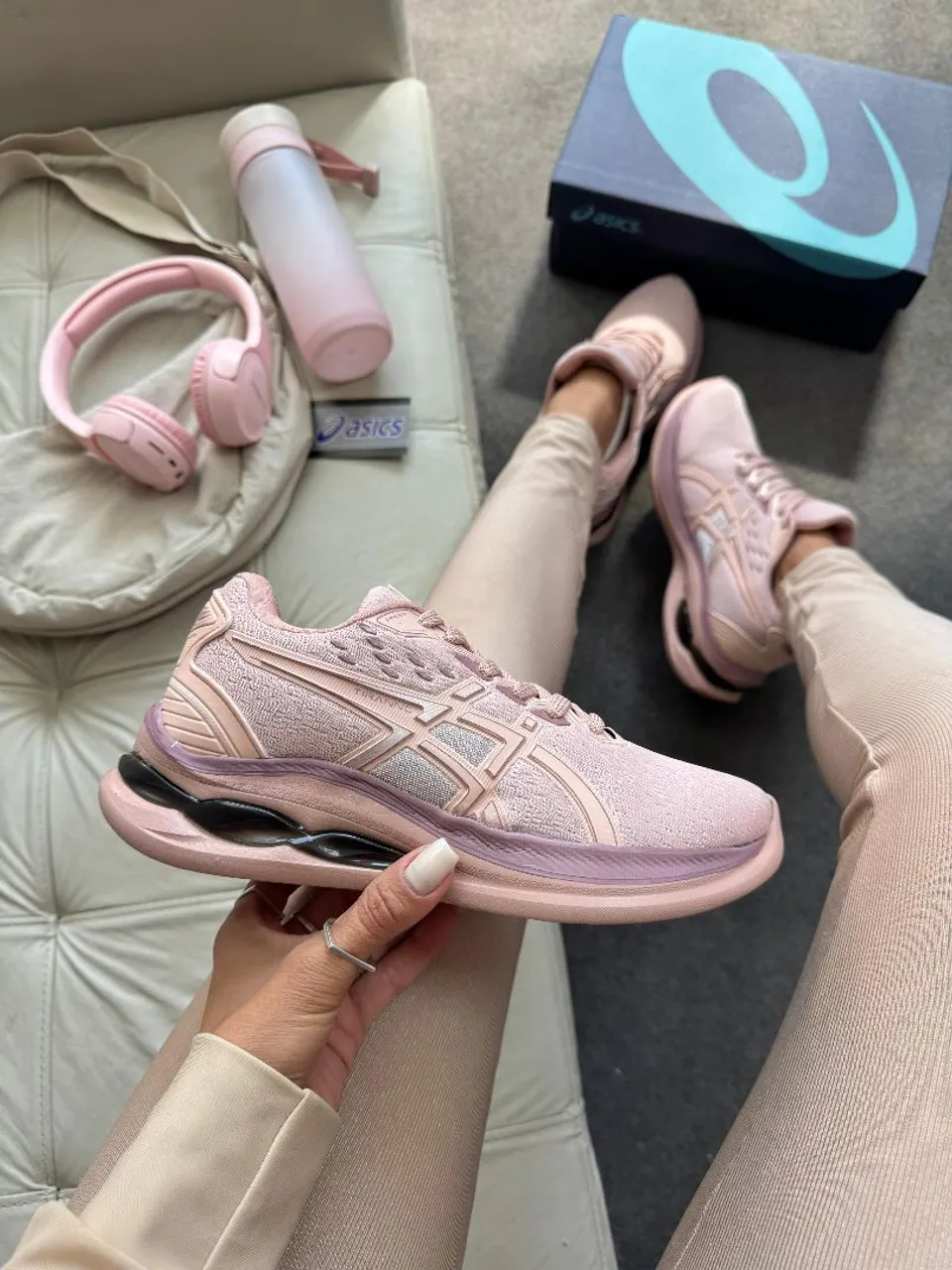 Tênis Asics Rosê Feminino - Conforto e Estilo