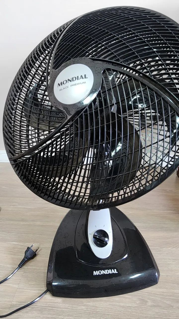 Ventilador de Mesa Mondial Black Premium 40cm - Foto 2