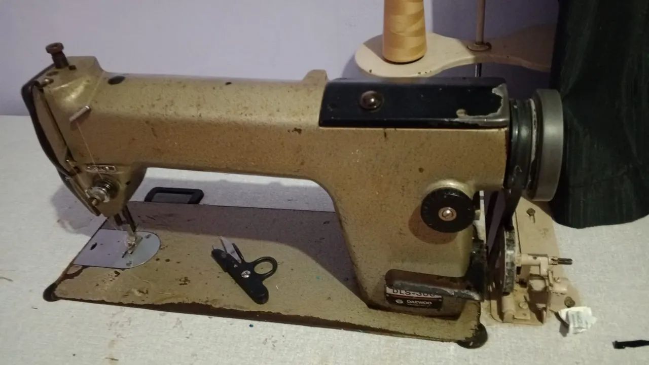 Maquina de costura reta64673146157057121