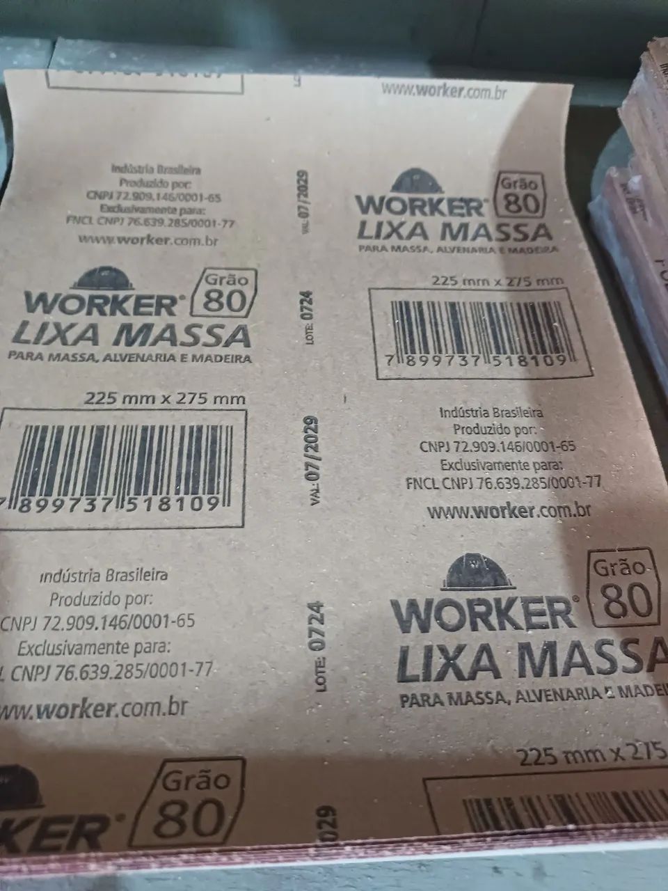 Lixa Massa Worker Grão 60 - 225mm x 275mm - Foto 2