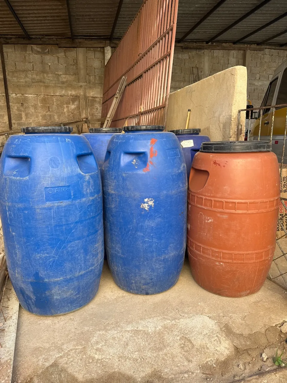 Tambores Plásticos Bombona 200L