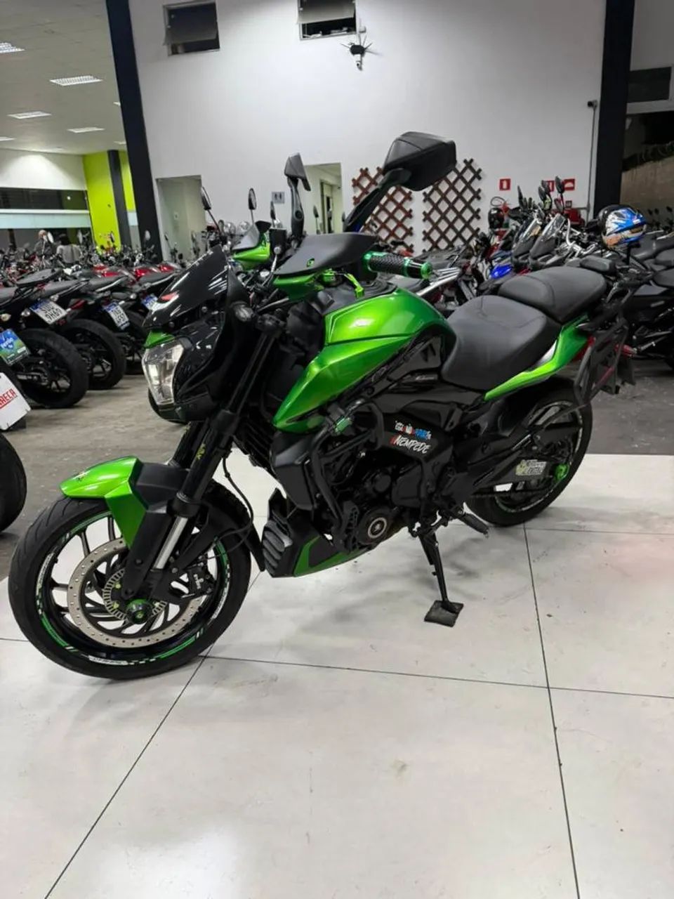 BAJAJ DOMINAR 400 - Foto 3