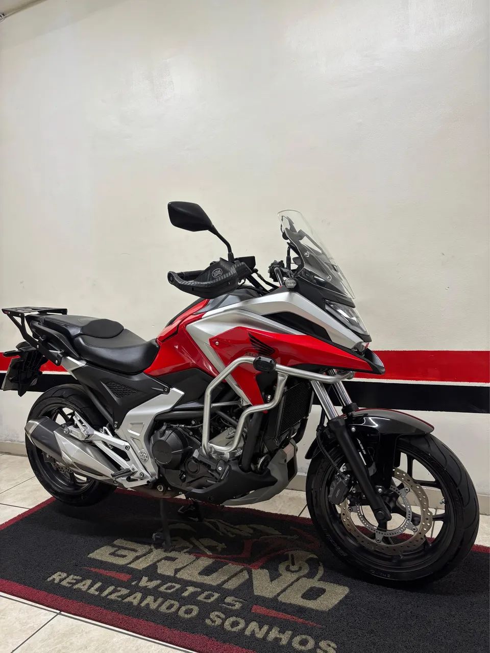 NC 750x  2022   MUITO NOVA   (DIVIDO 21x CARTÃO ) - Foto 2