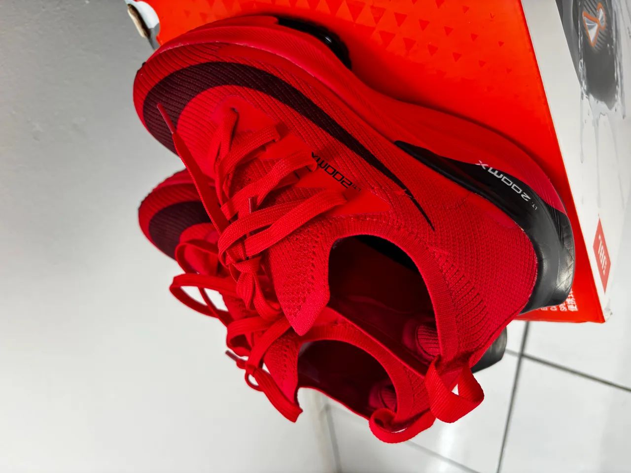 Tênis da Nike vermelho  - Foto 4