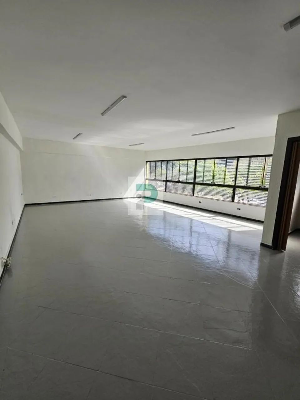 Sala Comercial para Locação em Mogi das Cruzes, Centro, 1 banheiro