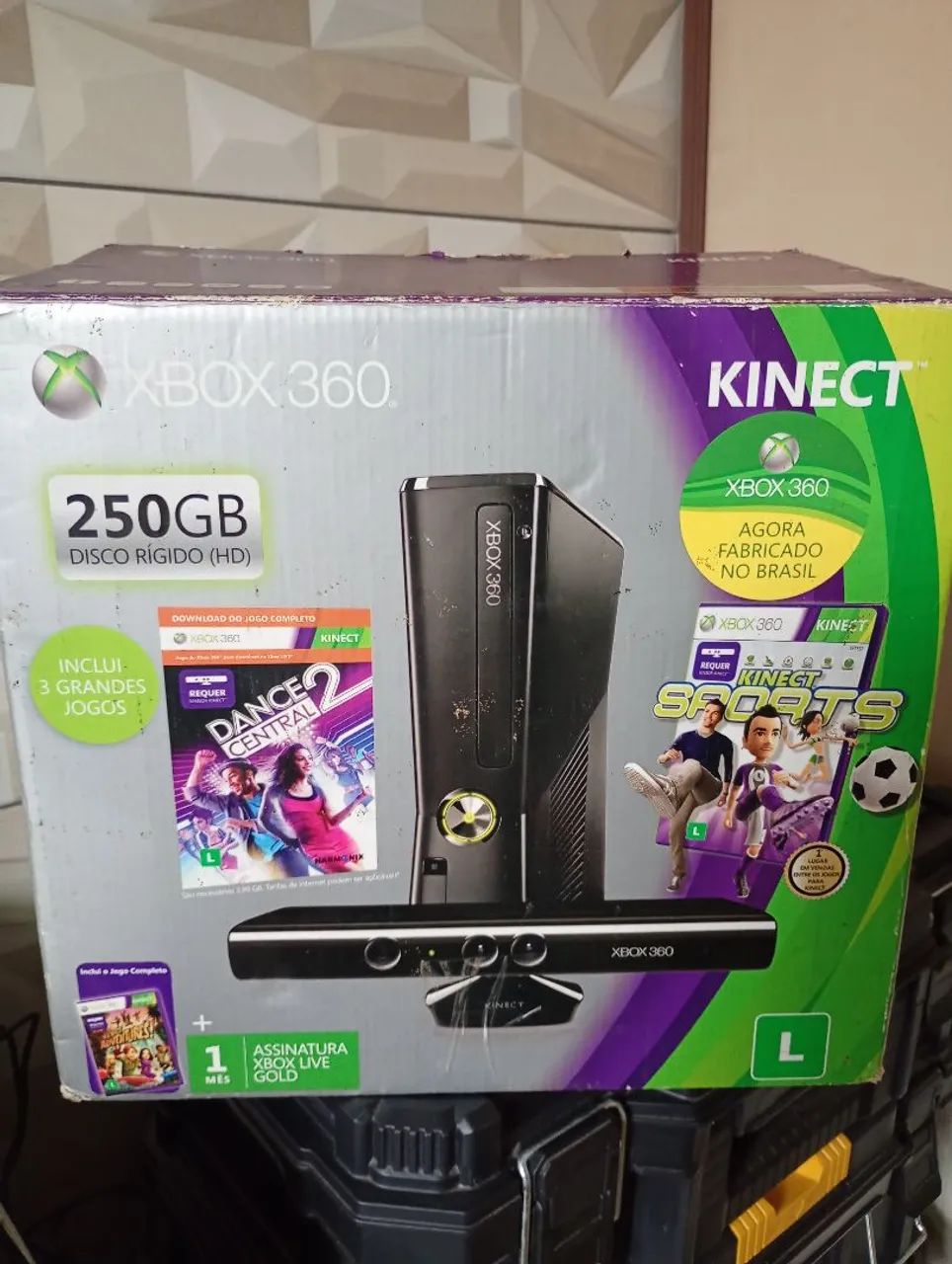 Xbox 360 com Kinect e jogos originais