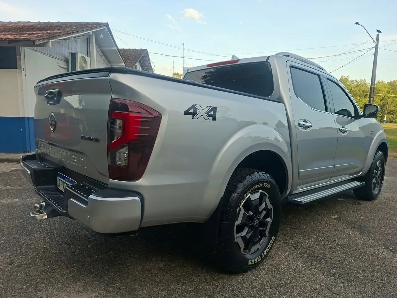 Nissan Frontier PLATI. CD 2.3 BI-TB DIES.AUT. 2025