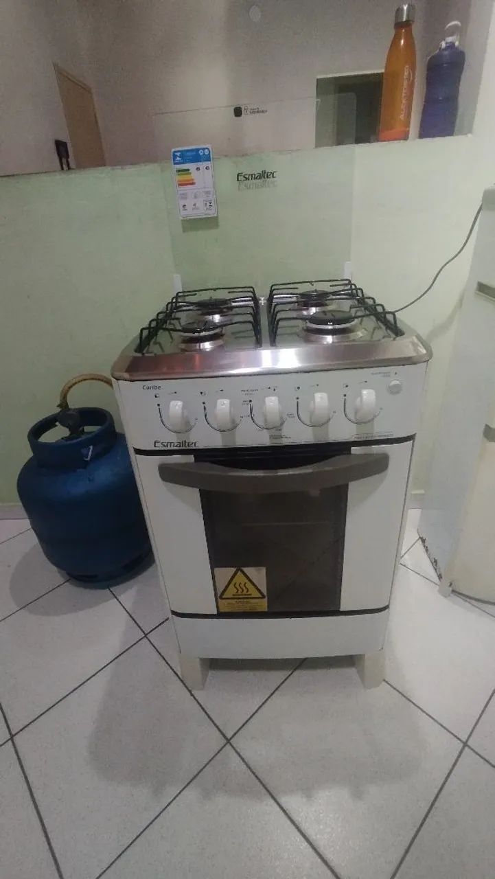 Fogão 4 bocas em bom funcionamento 400 