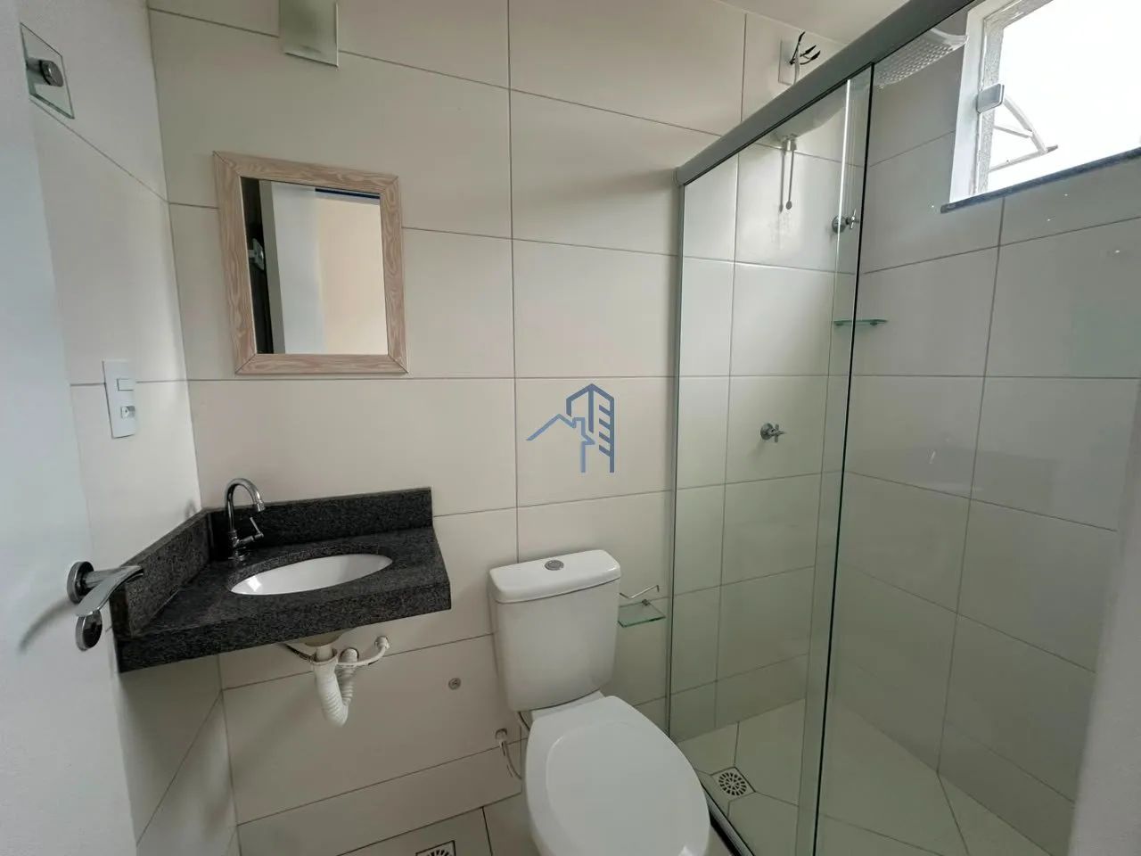 APARTAMENTO COM 2/4 SENDO UMA SUÍTE - Foto 4