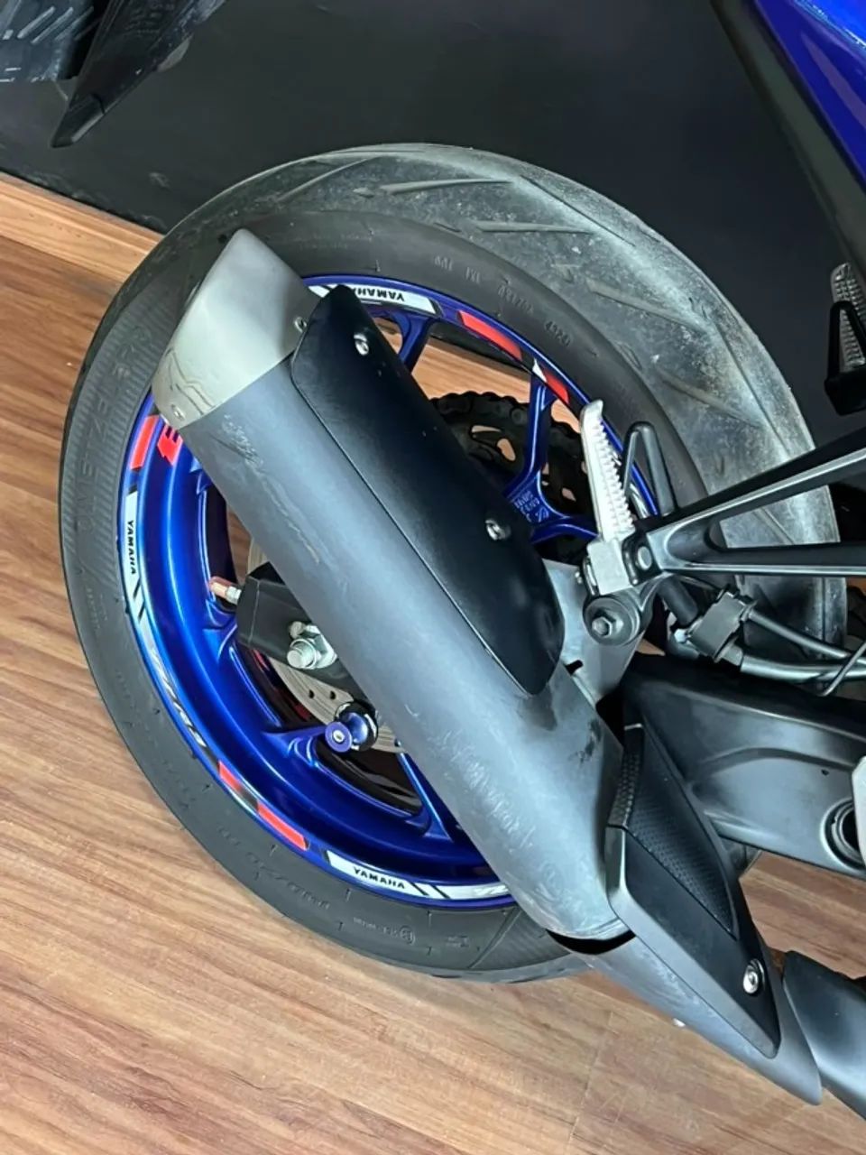YAMAHA R3 2026  - Foto 5