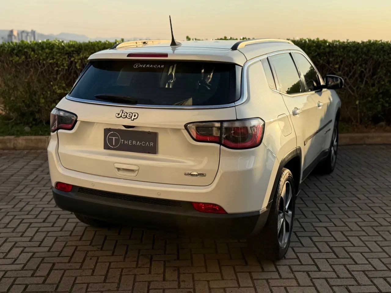 Jeep Compass Longitude 2.0 4X2 Flex 16V Aut. 2017 - Foto 3