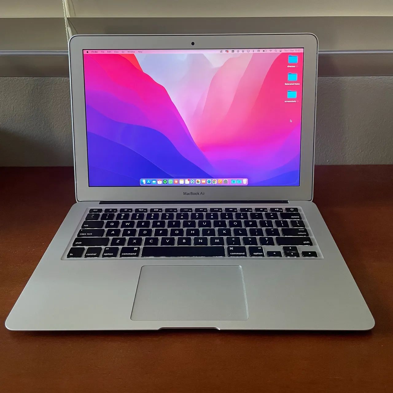 MacBook Air (13-inch, 2017)