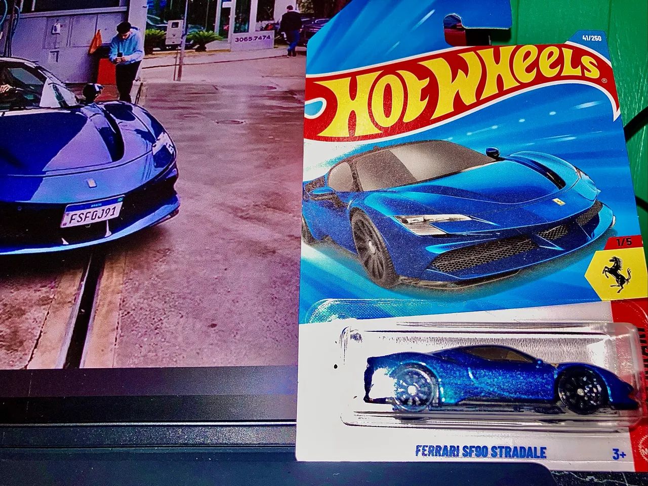 Ferrari SF90-Hotwheels