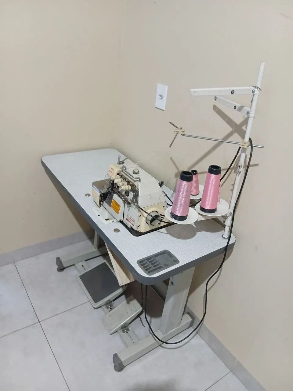 Overlock profissional  - Foto 2
