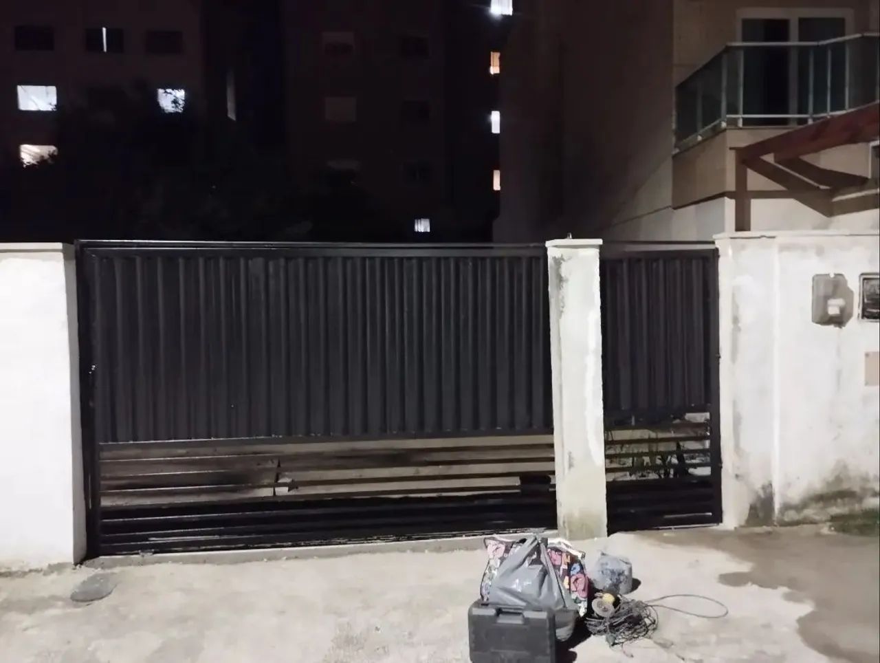 telhado e portão em geral - Foto 4