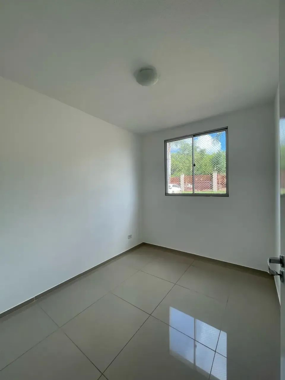 Apartamento Térreo com Sacada e Suíte - Foto 2