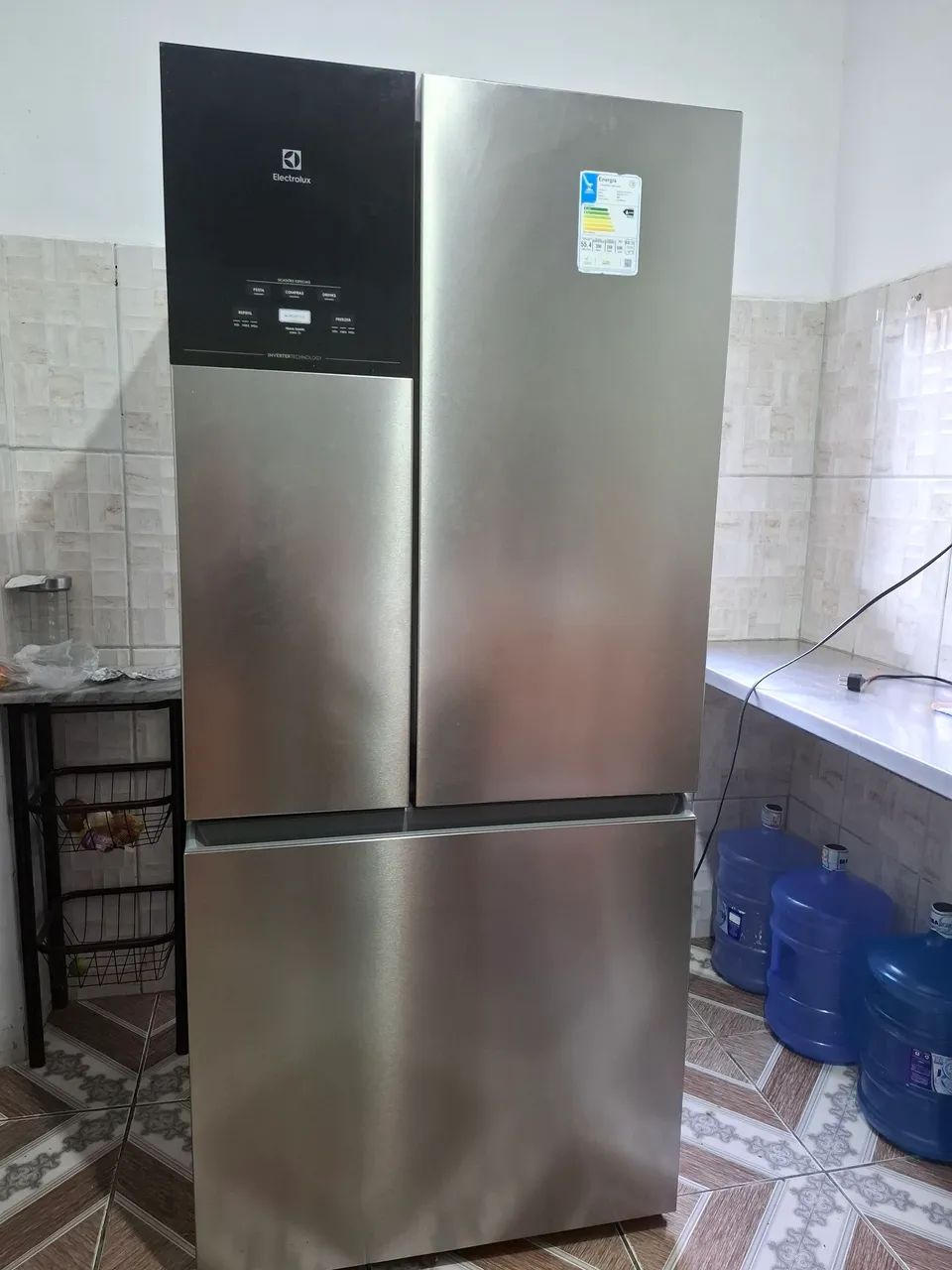 Vende Geladeira Eletrolux 