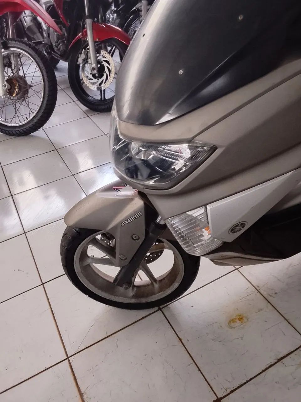 YAMAHA NMAX - Foto 2