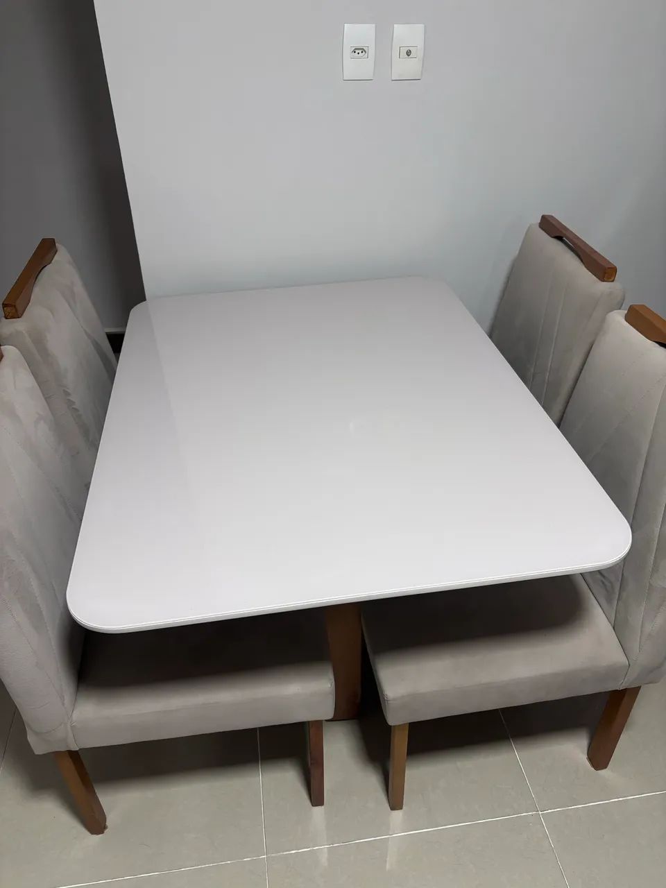 Mesa (com tampo de vidro) 4 lugares  - Foto 4