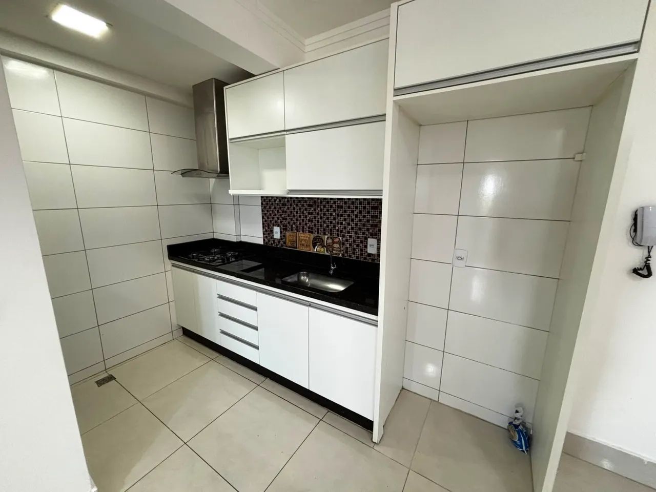 ALUGA-SE APTO DE 2 QUARTOS  - Foto 3
