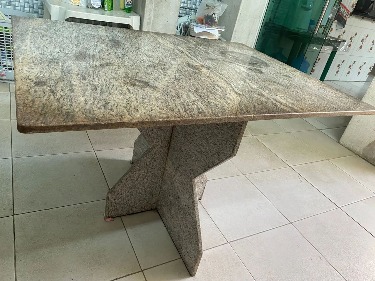 Mesa de mármore 
