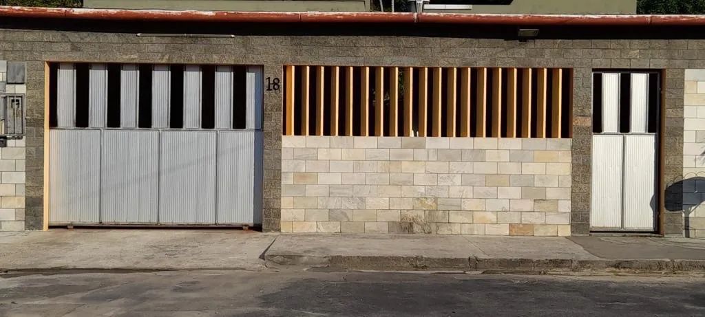 Vende-se 3 casas 
