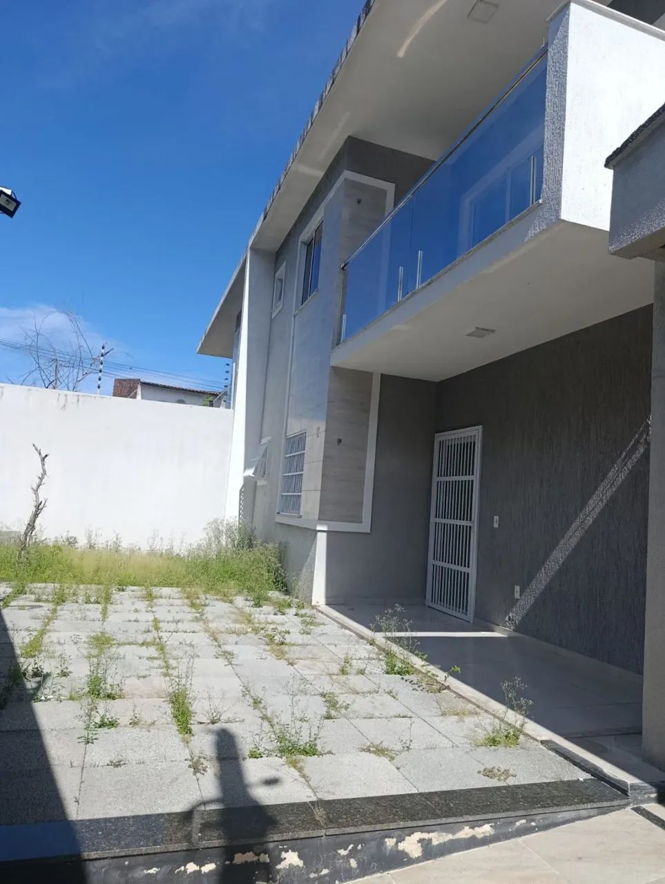 Casa Duplex , com projetados na cozinha e deck com churrasqueira. REF: 4201 - Foto 2