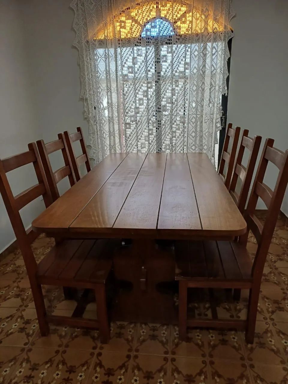 Mesa impecável 6 cadeiras em cerejeira - Foto 3