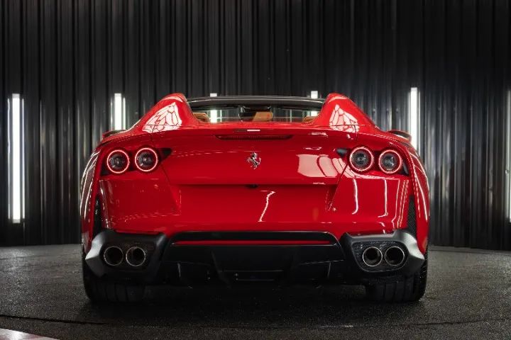 Ferrari 812 GTS 6.5 V12 800cv, foto 19 de 20