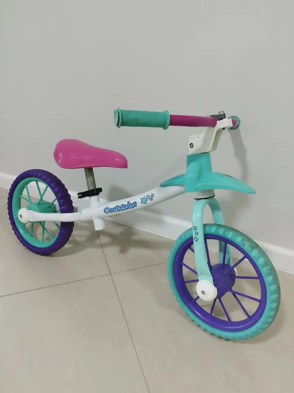 Bicicleta de equilíbrio infantil 