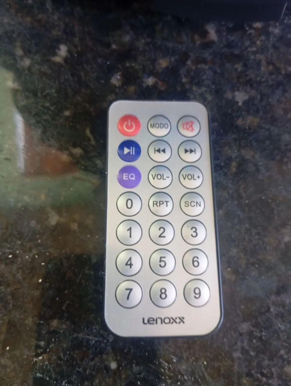 Caixa de som original Lenox com controle  - Foto 2