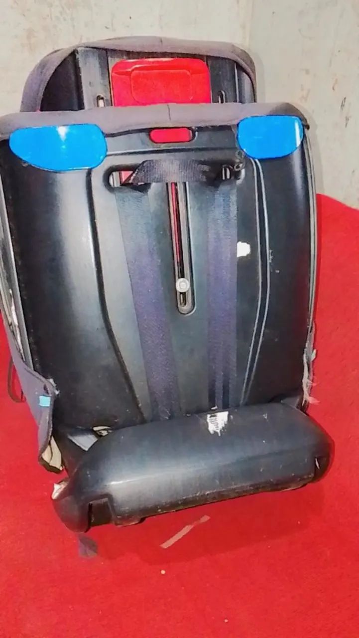 Cadeirinha Cosco para carro 