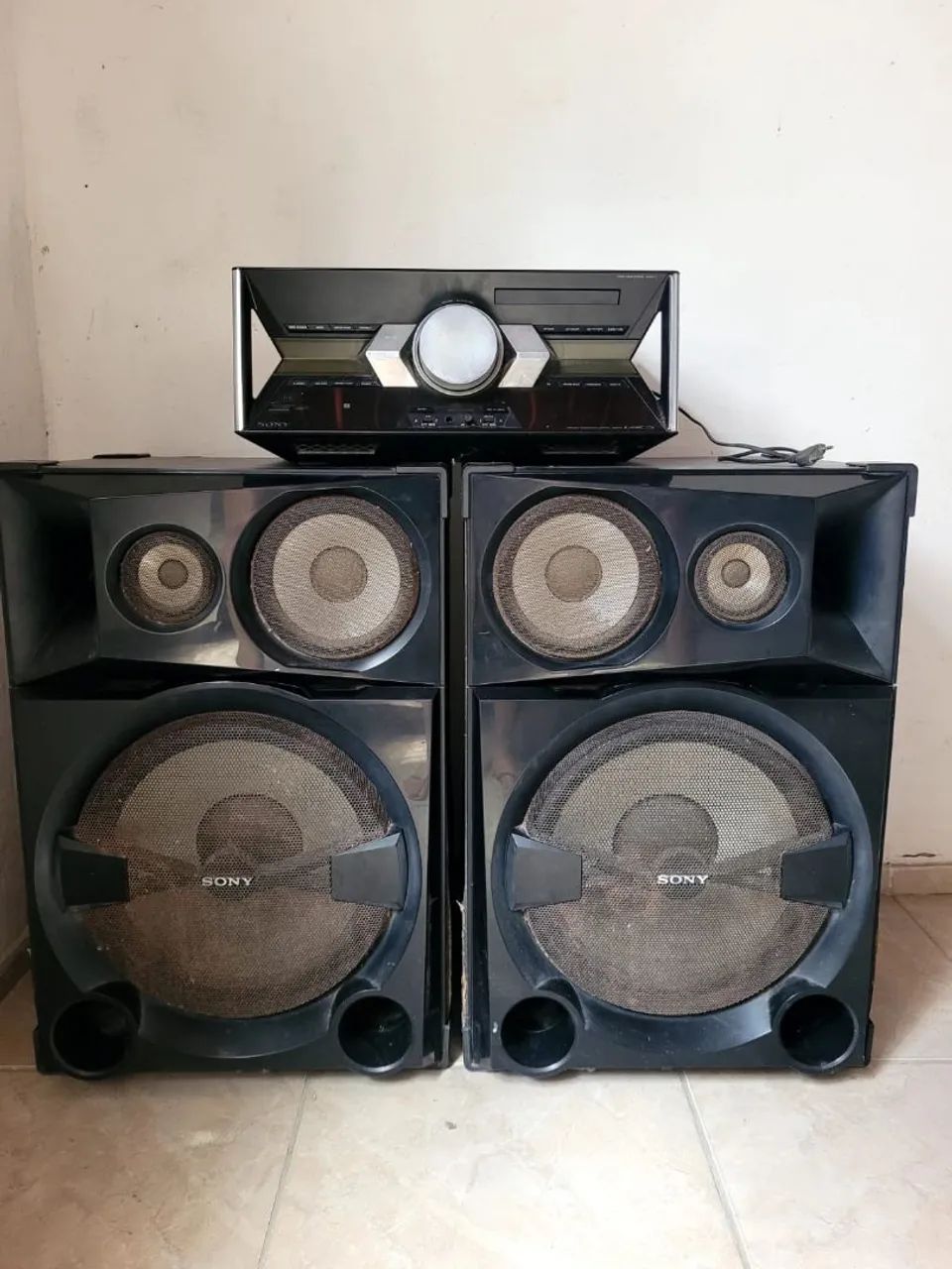 Vende-se Som Sony SHAKE 7 - Foto 2
