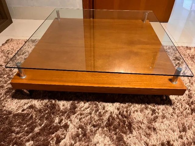 Mesa de Centro semi nova, em otimo estado de conservação - Foto 2