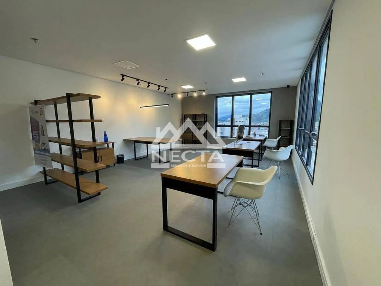 Sala à venda, 50m², Centro, Caraguatatuba, SP