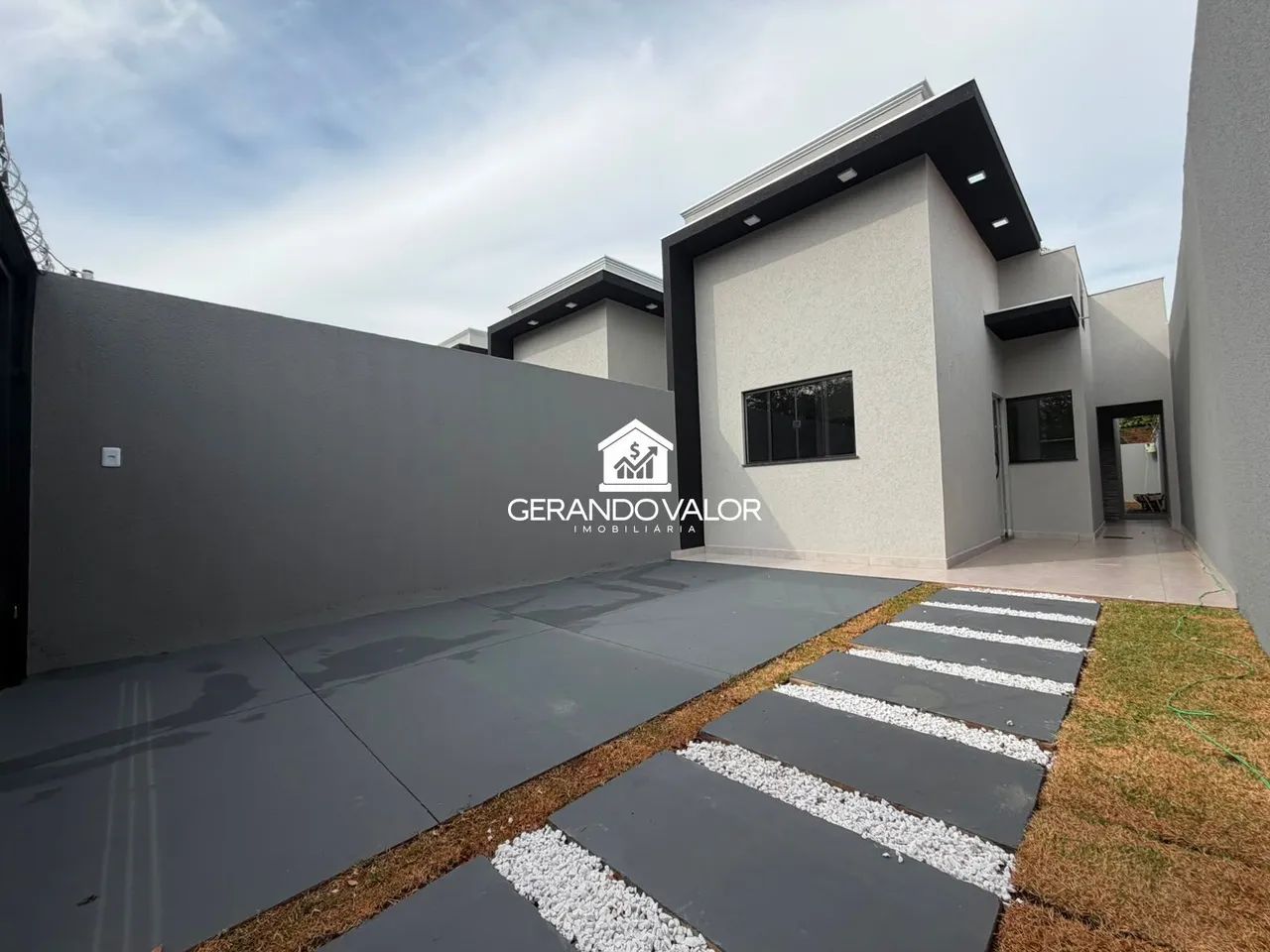 Casa espaçosa com Suíte