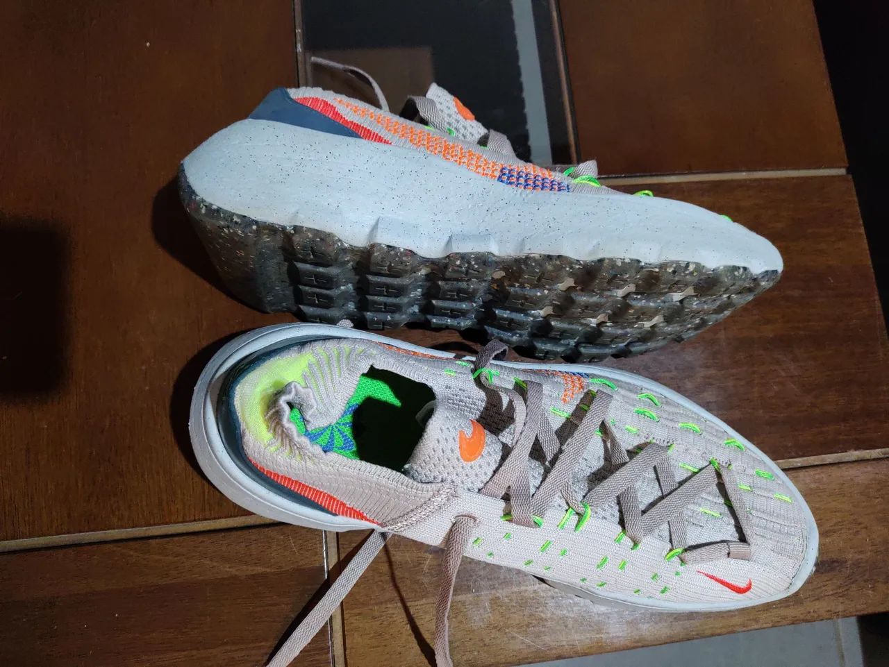 Tênis Nike Space Hippie 04 tamanho 39 Semi Novo - Foto 2