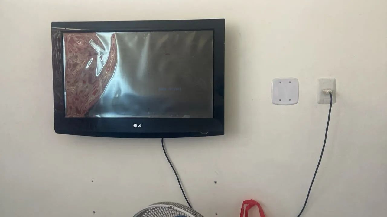 Vendo tv 32 polegadas - Foto 2