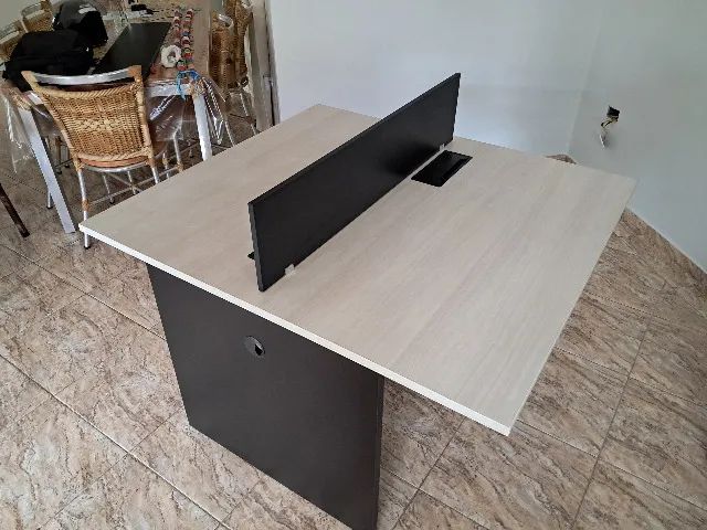 Mesa platafora 2 Lugares
