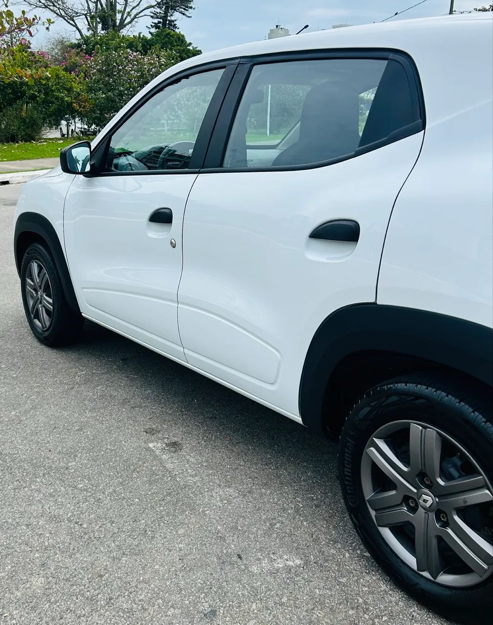 Renault Kwid Zen 1.0 Flex 12V 5P Mec. 2024 - Foto 2
