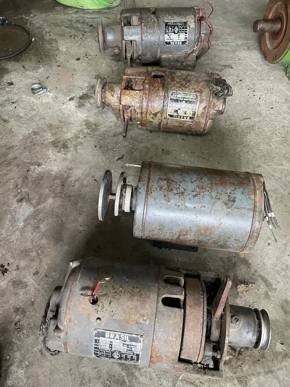 Motores elétricos e bombas  - Foto 2