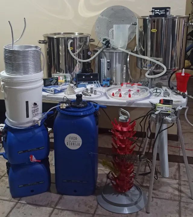 KIT COMPLETO DE CERVEJARIA CASEIRA - QUASE NOVO!