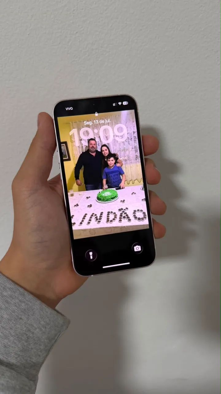 iPhone 13, 128 gigas  - Foto 2
