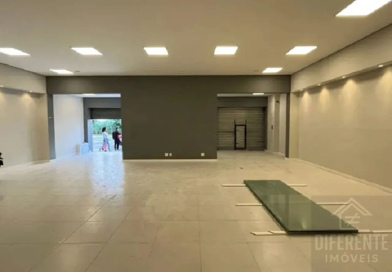 GALPÃO COMERCIAL NO CAMBUCI 357m²