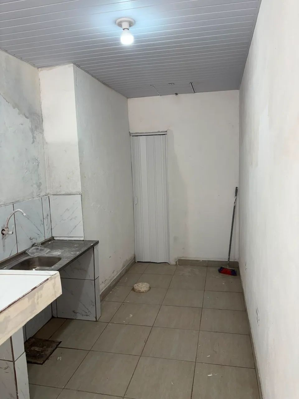 Aluga-se Loja Comercial na Avenida Vasco da Gama - Foto 3