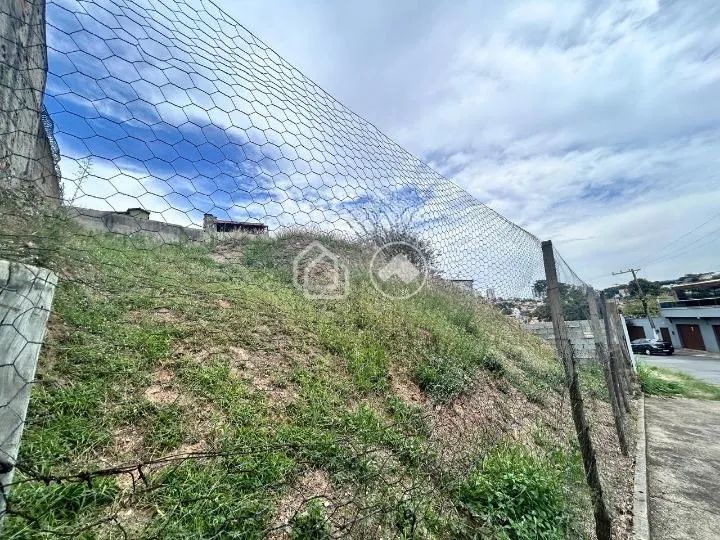 Lote com 630m², rua tranquila no Buritis - Foto 2